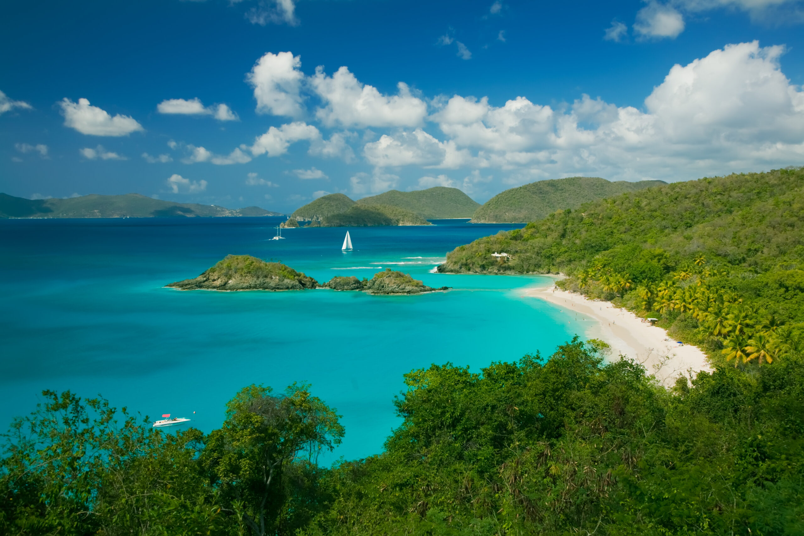 Trunk,Bay,Beach,In,The,Virgin,Islands,National,Park,On