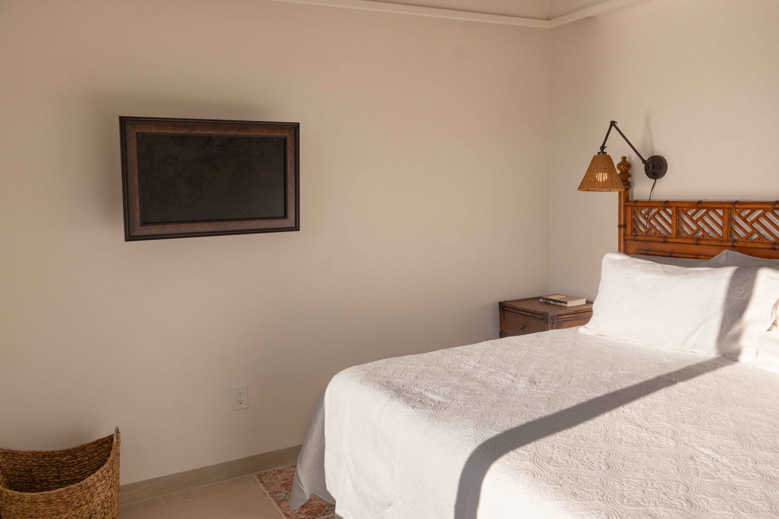 Bedrooms 12